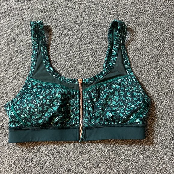 LULULEMON Drop It Like It's Hot green sports bra small EUC - Picture 3 of 7